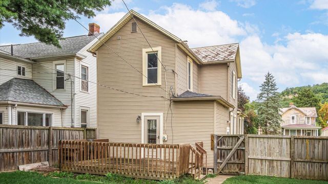 312 E 6th Avenue, Lancaster, OH 43130