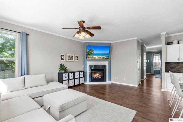 16313 Sherwood Avenue, Omaha, NE 68116