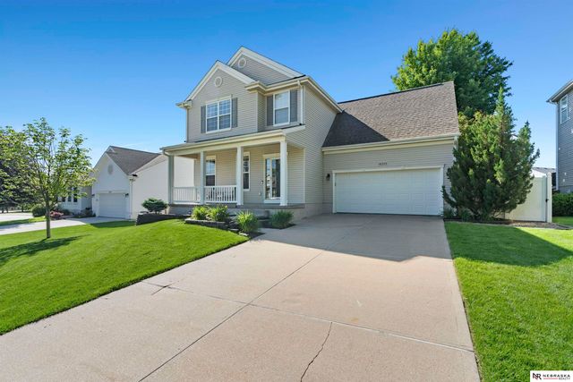 16313 Sherwood Avenue, Omaha, NE 68116