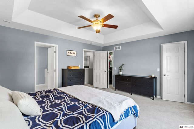16313 Sherwood Avenue, Omaha, NE 68116