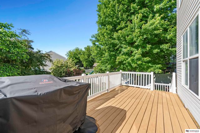 16313 Sherwood Avenue, Omaha, NE 68116