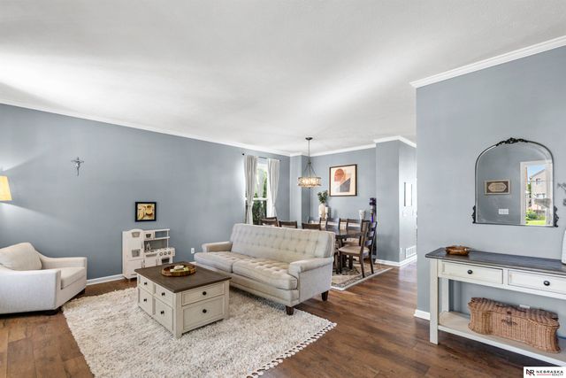 16313 Sherwood Avenue, Omaha, NE 68116
