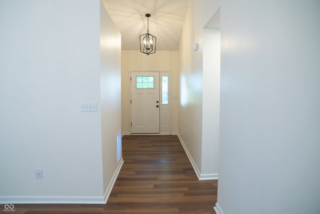 6867 N Abilene Way, Mccordsville, IN 46055