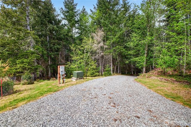 15521 Scott Turner Road E, Eatonville, WA 98328