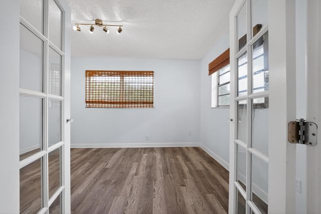 549 SE Marydale Terrace, Port St. Lucie, FL 34983