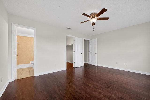 549 SE Marydale Terrace, Port St. Lucie, FL 34983