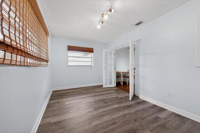 549 SE Marydale Terrace, Port St. Lucie, FL 34983