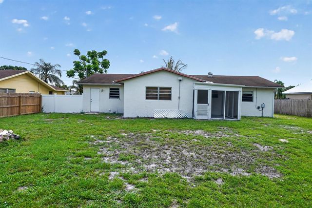 549 SE Marydale Terrace, Port St. Lucie, FL 34983
