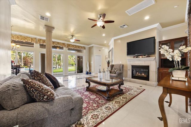 14854 Tribute Way, Bakersfield, CA 93314