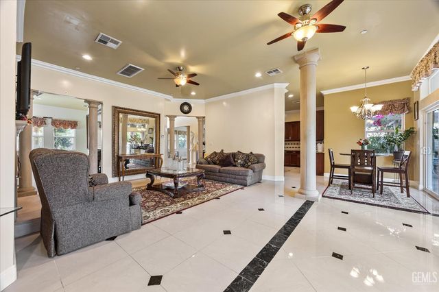 14854 Tribute Way, Bakersfield, CA 93314