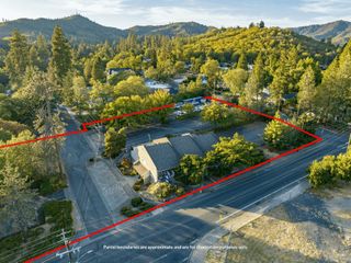 700 NW Dimmick Street, Grants Pass, OR 97526