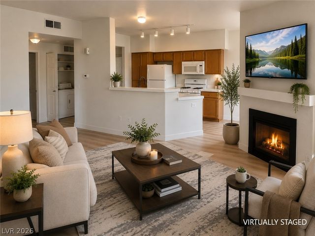 1050 East Cactus Avenue 2089, Las Vegas, NV 89183