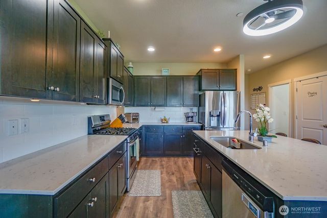 6967 N 94th Avenue, Camas, WA 98607