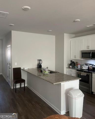 6173 Redan Overlook, Lithonia, GA 30058