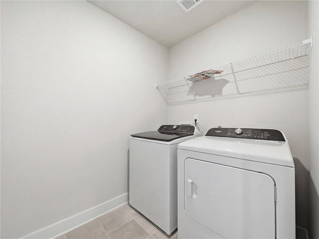 243 Abraham Way, Boiling Springs, SC 29316