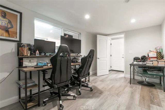 7901 Via Stefano, Burbank, CA 91504