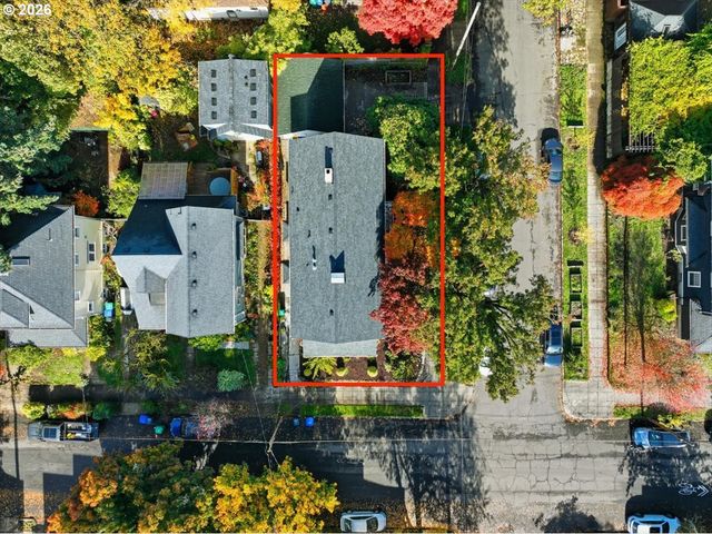 2451 Se SALMON St, Portland, OR 97214