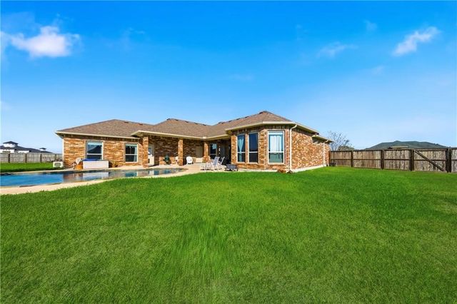 5425 Kitty Hawk Dr, Corpus Christi, TX 78414