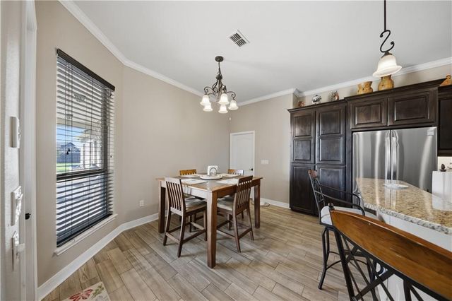 5425 Kitty Hawk Dr, Corpus Christi, TX 78414