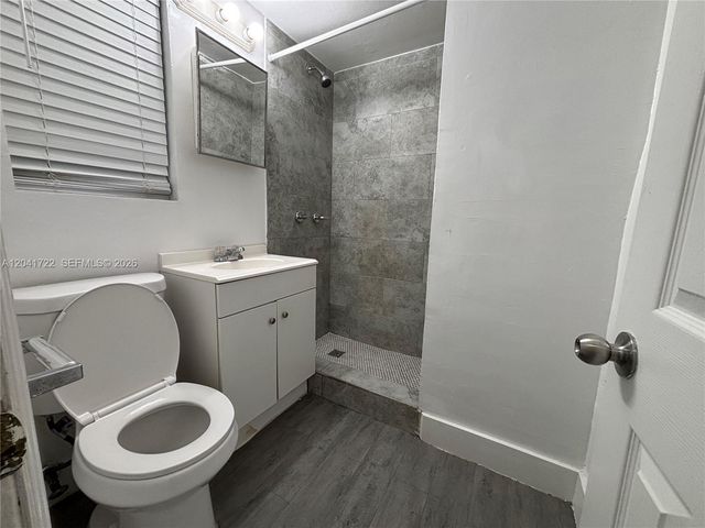 1843 Dewey St 104, Hollywood, FL 33020