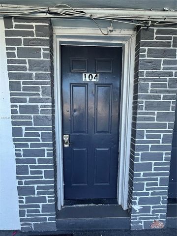 1843 Dewey St 104, Hollywood, FL 33020