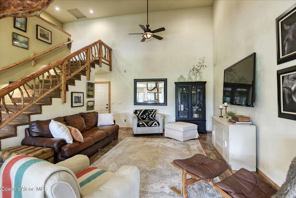 Address unavailable. photo 6