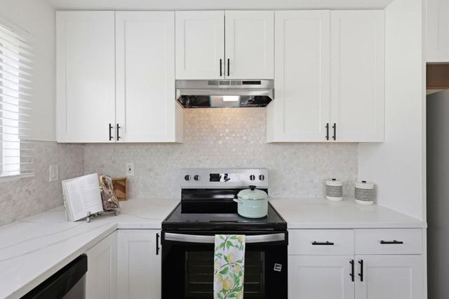 3028 Greenoak Court, San Mateo, CA 94403