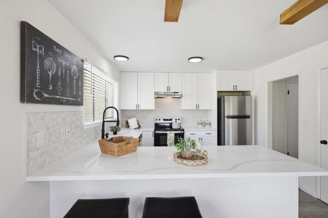 3028 Greenoak Court, San Mateo, CA 94403