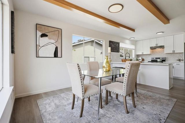 3028 Greenoak Court, San Mateo, CA 94403