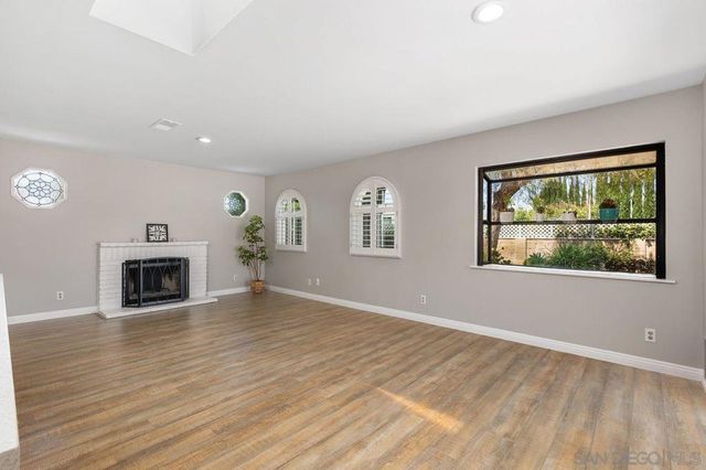 705 Sunningdale, Oceanside, CA 92057