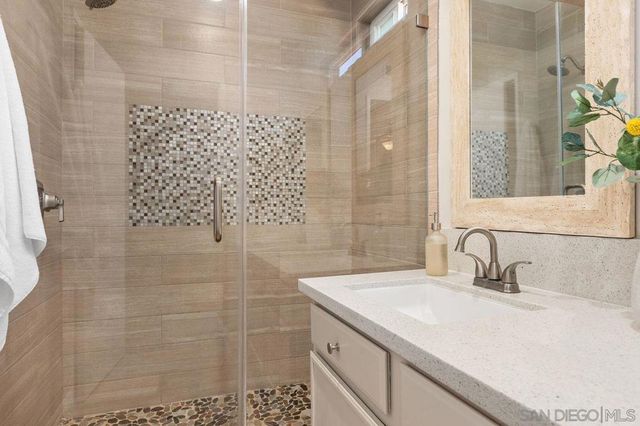 705 Sunningdale, Oceanside, CA 92057