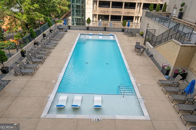 3040 Peachtree Road NW 211, Atlanta, GA 30305