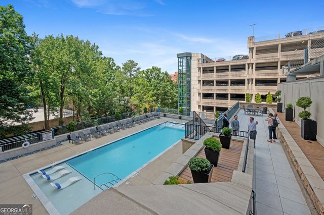 3040 Peachtree Road NW 211, Atlanta, GA 30305