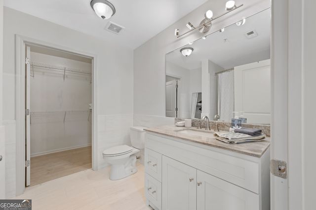 3040 Peachtree Road NW 211, Atlanta, GA 30305