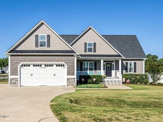 78 Lassiter Hills Drive, Four Oaks, NC 27524