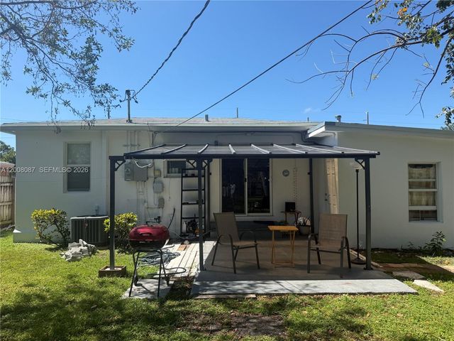 2323 Cleveland St, Hollywood, FL 33020
