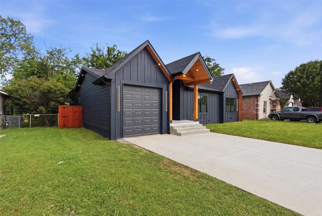 2812 William Brewster Drive, Irving, TX 75062
