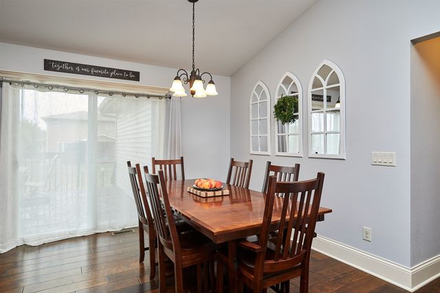 358 S 85th Street, West Des Moines, IA 50266