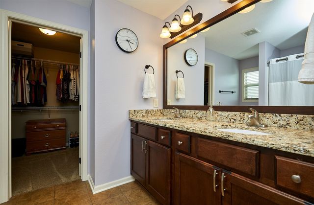 358 S 85th Street, West Des Moines, IA 50266