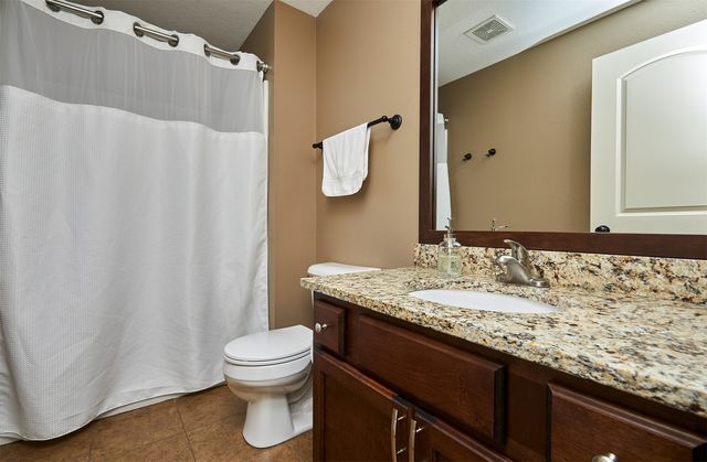 358 S 85th Street, West Des Moines, IA 50266