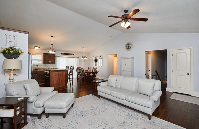 358 S 85th Street, West Des Moines, IA 50266