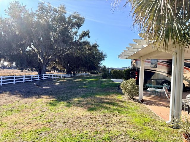 4805 SE 94TH AVENUE, Webster, FL 33597