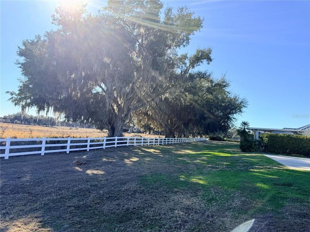 4805 SE 94TH AVENUE, Webster, FL 33597