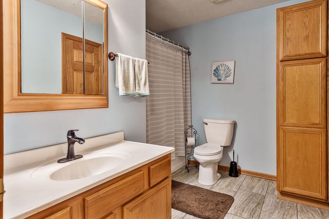 5094 Grand Cape Road, Rockford, IL 61109