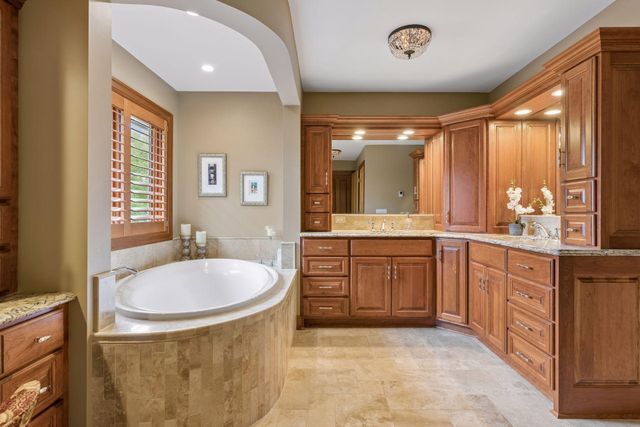 16465 Eagle Ridge Drive, Minnetonka, MN 55345