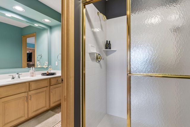 16465 Eagle Ridge Drive, Minnetonka, MN 55345