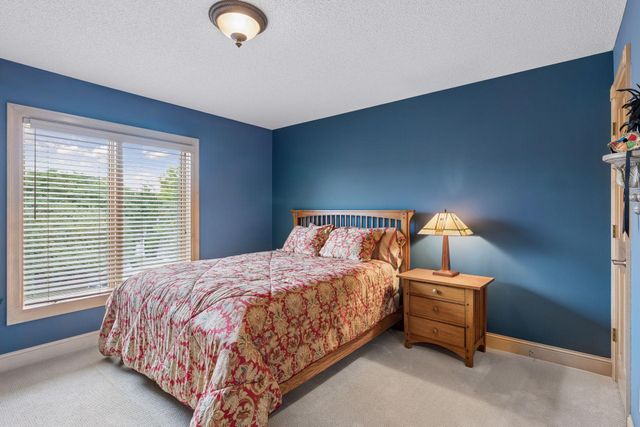 16465 Eagle Ridge Drive, Minnetonka, MN 55345