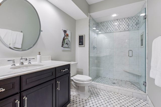 16465 Eagle Ridge Drive, Minnetonka, MN 55345