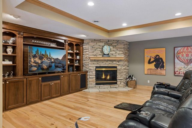 16465 Eagle Ridge Drive, Minnetonka, MN 55345