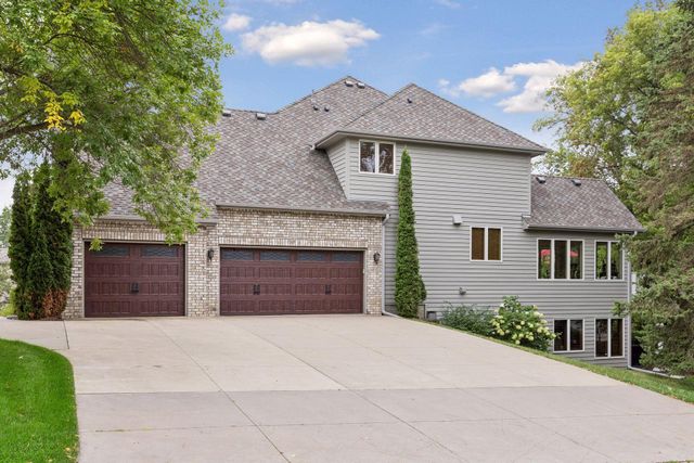 16465 Eagle Ridge Drive, Minnetonka, MN 55345